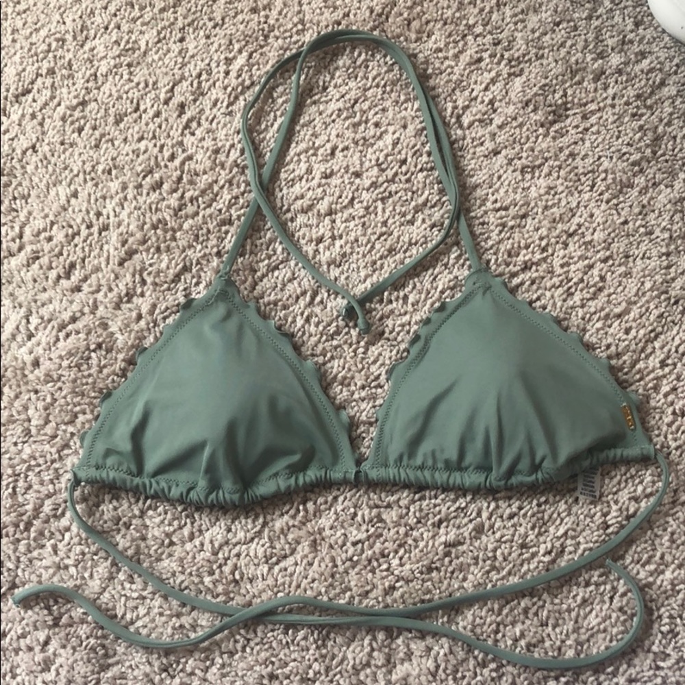 PINK Victoria’s Secret bikini top